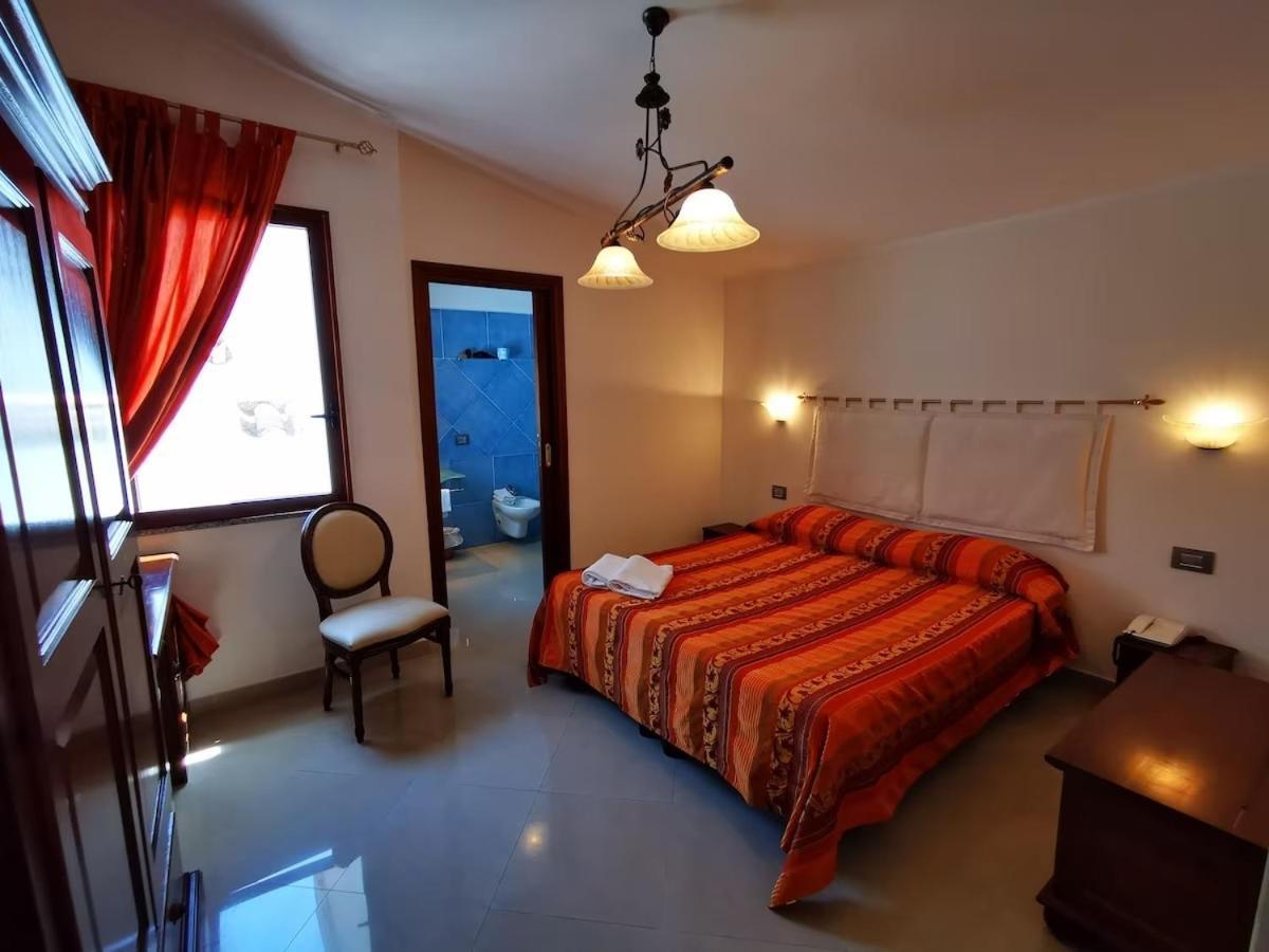Hotel Hieracon 卡洛福泰 外观 照片